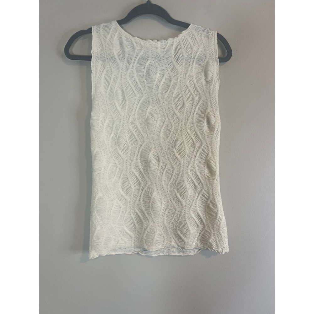 Gimmicks by BKE White Textured Henley Sleeveless Boho Knit Top Small GN00001 - Picture 3 of 4